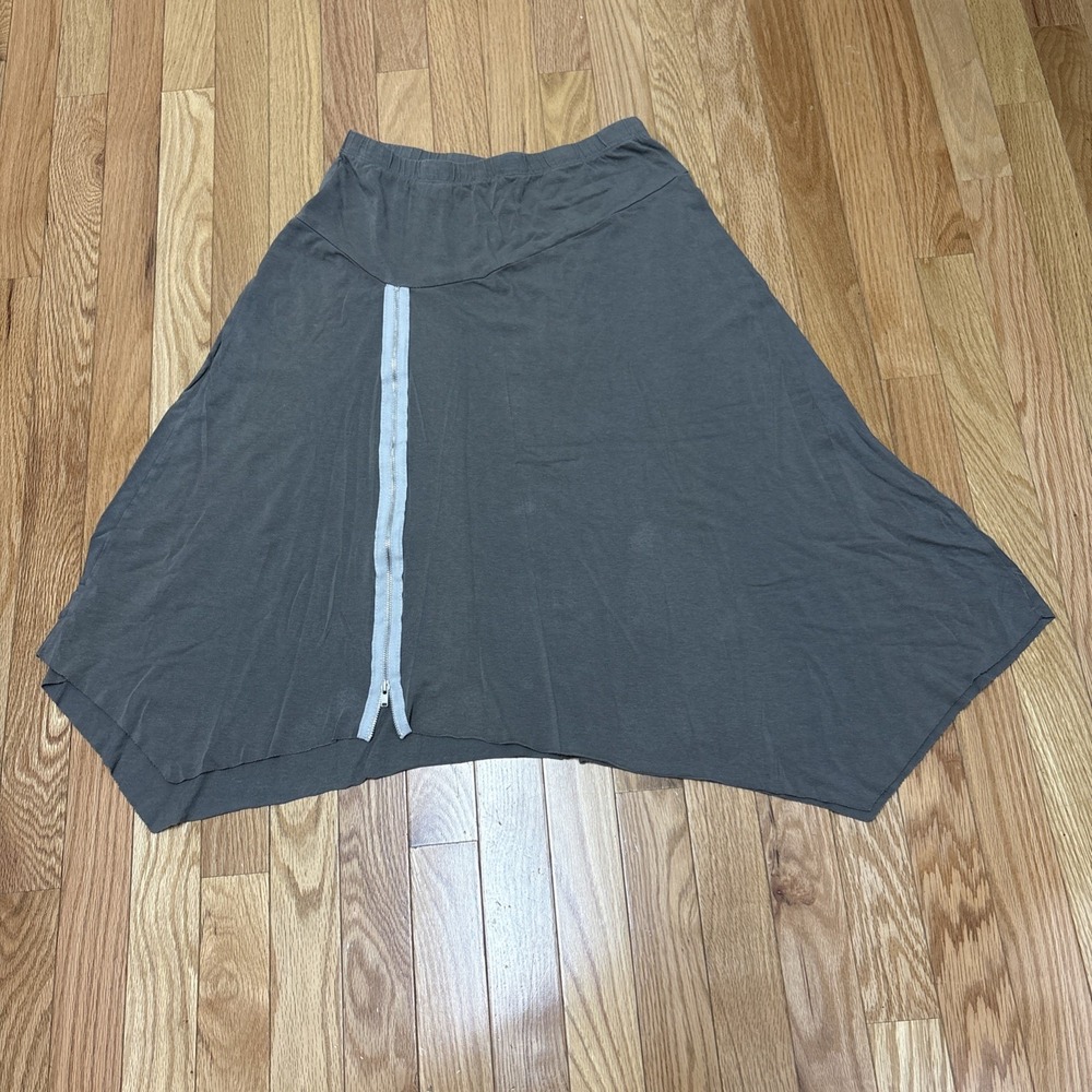 Chalet‎ Gray Beige Asymmetrical Front Zip Pull On Skirt - Size Small